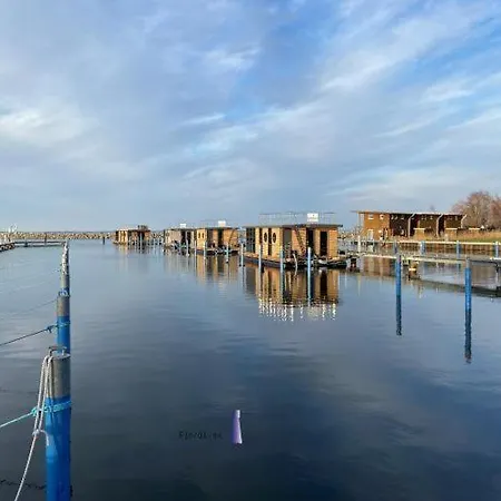 Botel Hausboot Fjord Lyra Mit Biosauna In Barth