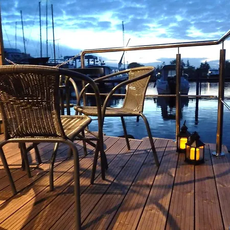 Hausboot Fjord Lyra Mit Biosauna In Botel *