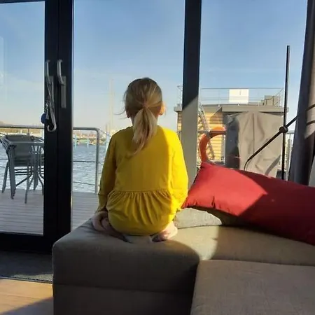 Hausboot Fjord Lyra Mit Biosauna In *